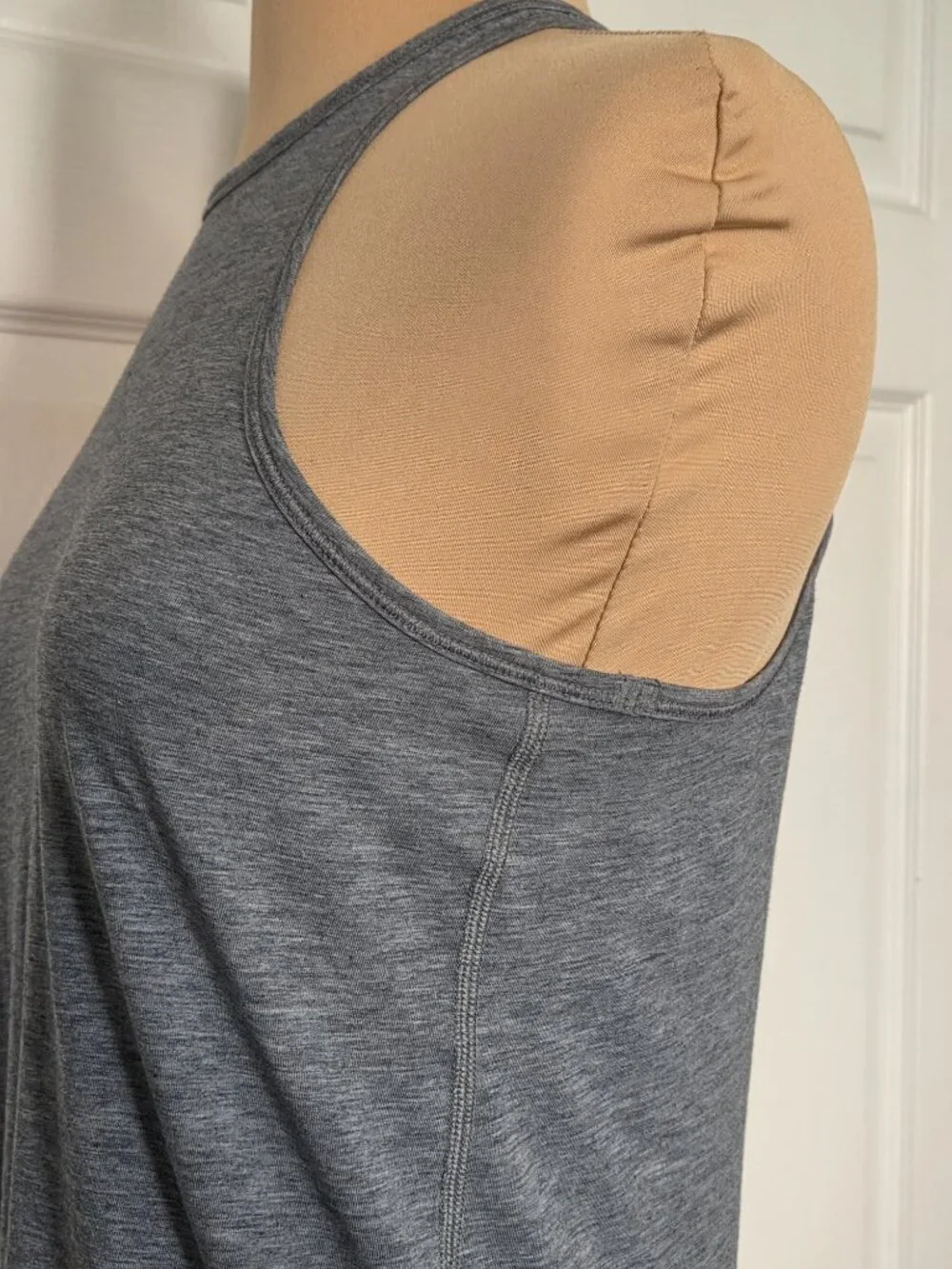 Lululemon Heather Gray Trapeze Twist Tank